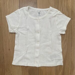 GAP white short sleeves girls cardigan size 5